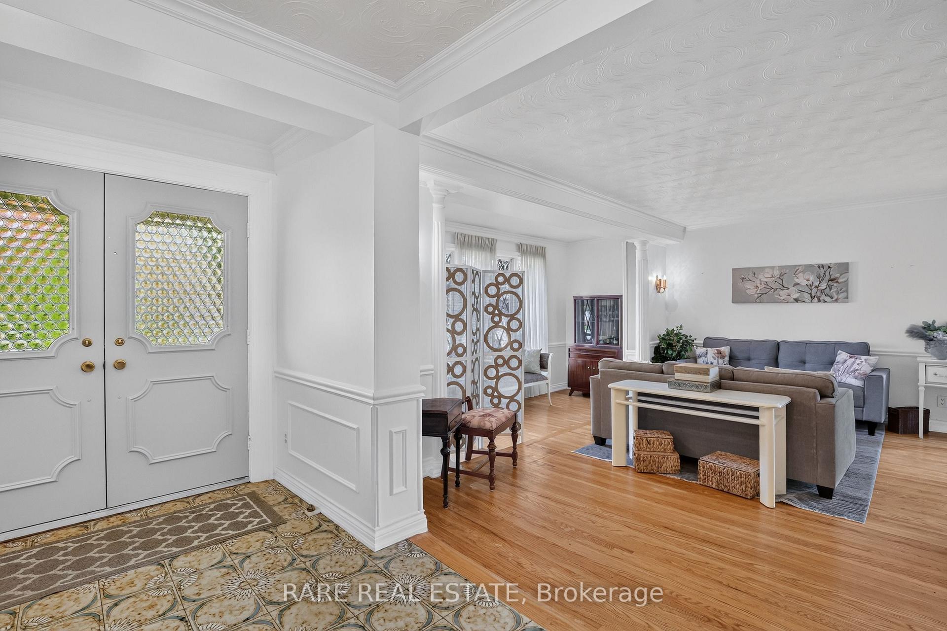 Photo 7 of 29 Malaren Road, Vaughan, Maple — HOMEH