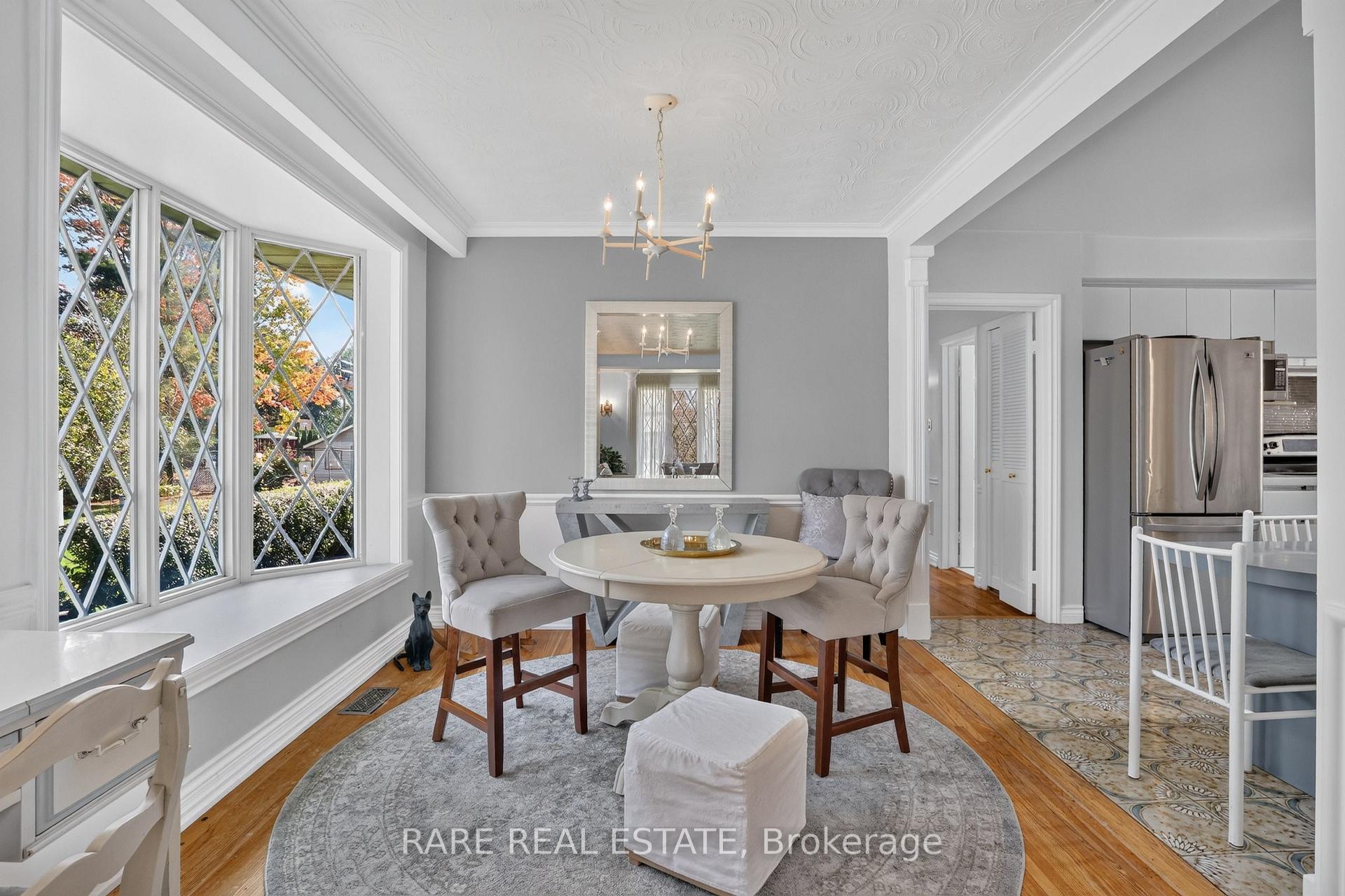 Photo 10 of 29 Malaren Road, Vaughan, Maple — HOMEH
