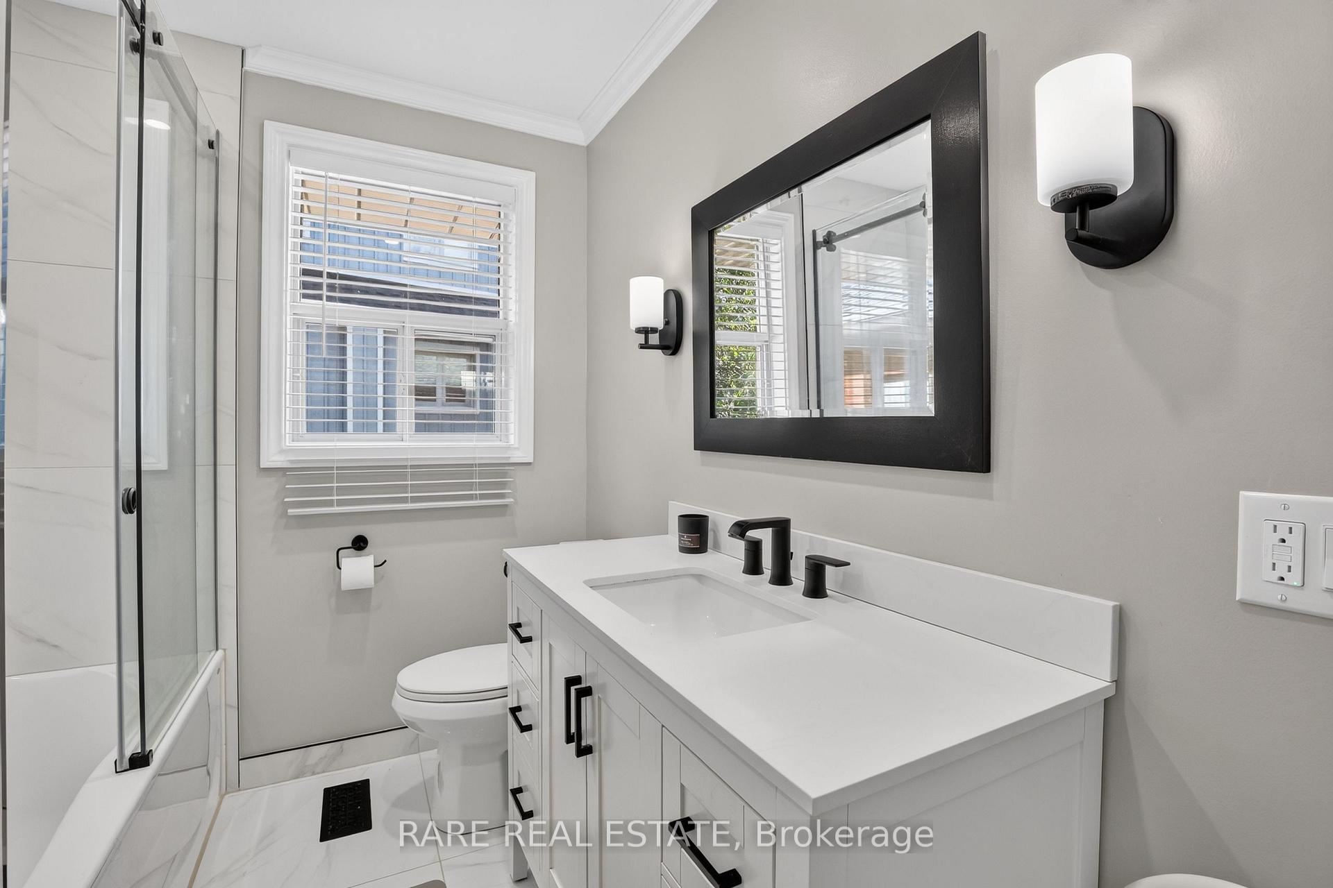 Photo 16 of 29 Malaren Road, Vaughan, Maple — HOMEH