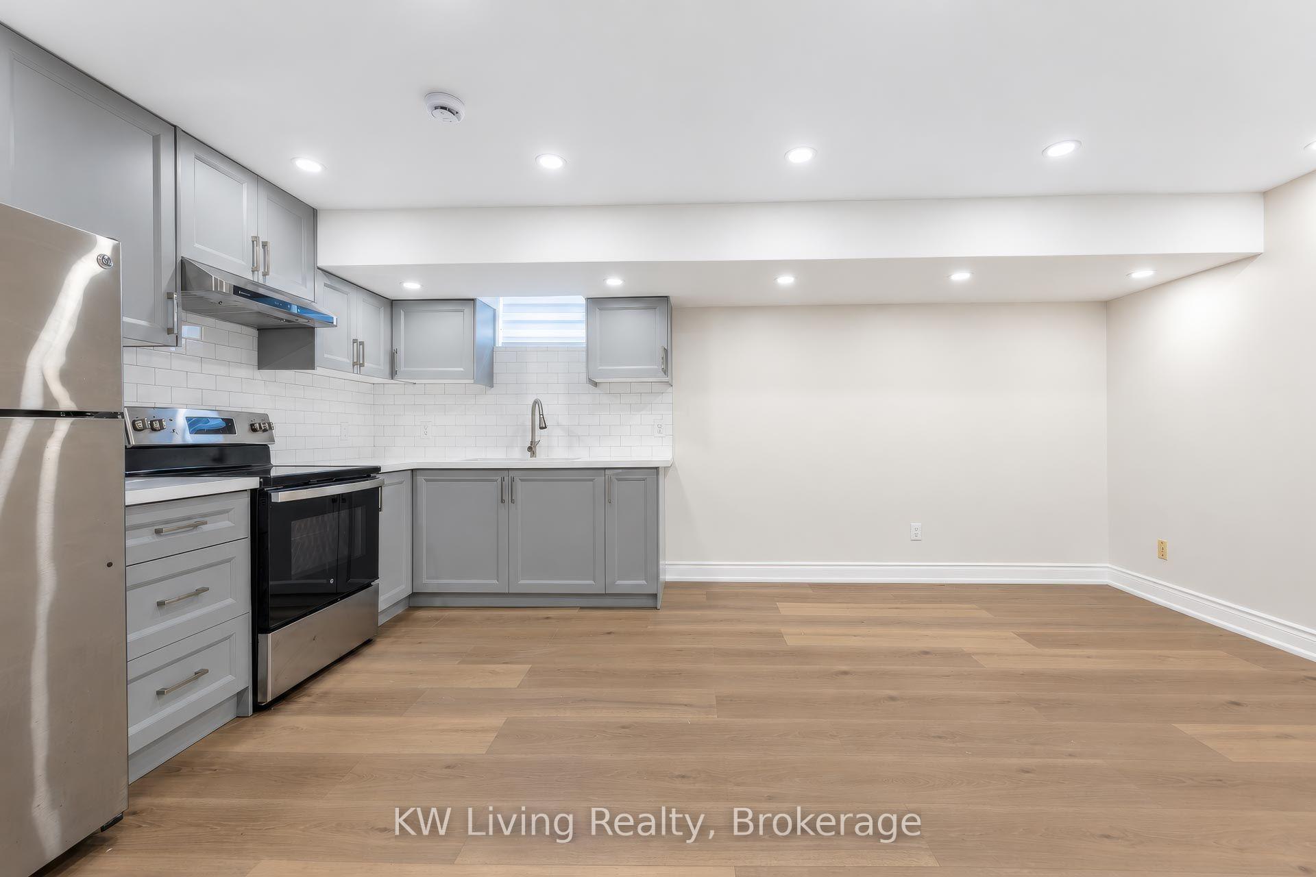 Photo 6 of Unit Bsmt, 20 Gardens Crescent, Toronto, O'Connor-Parkview — HOMEH