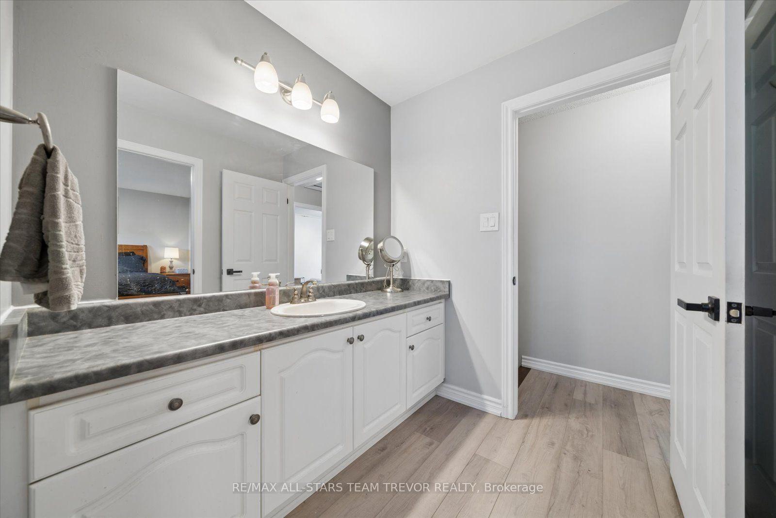 Photo 23 of 16 Evelyn Avenue, Georgina, Keswick North — HOMEH