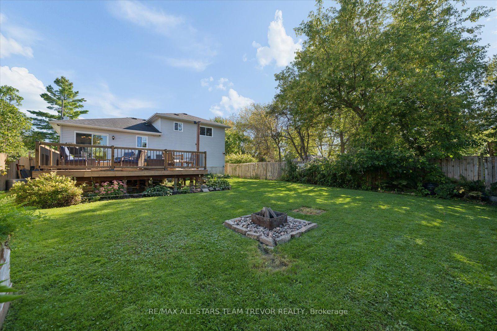 Photo 46 of 16 Evelyn Avenue, Georgina, Keswick North — HOMEH