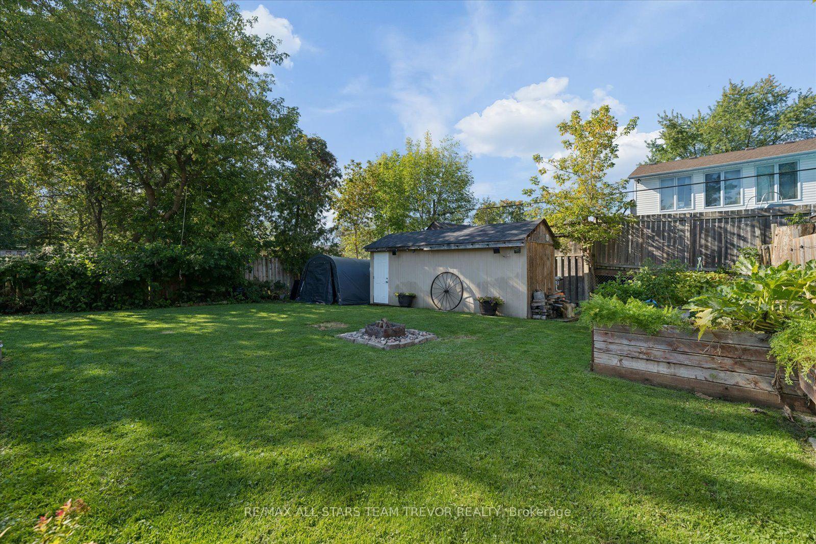 Photo 47 of 16 Evelyn Avenue, Georgina, Keswick North — HOMEH
