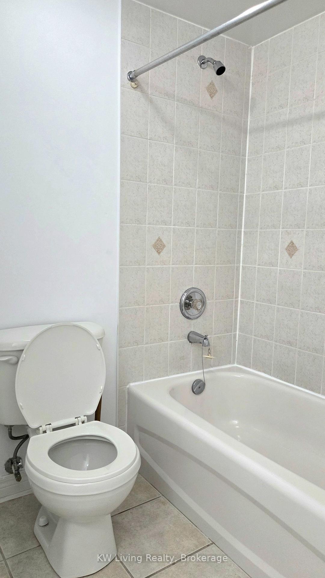 Photo 10 of Unit 101, 80 Aerodrome Crescent, Toronto, Leaside — HOMEH