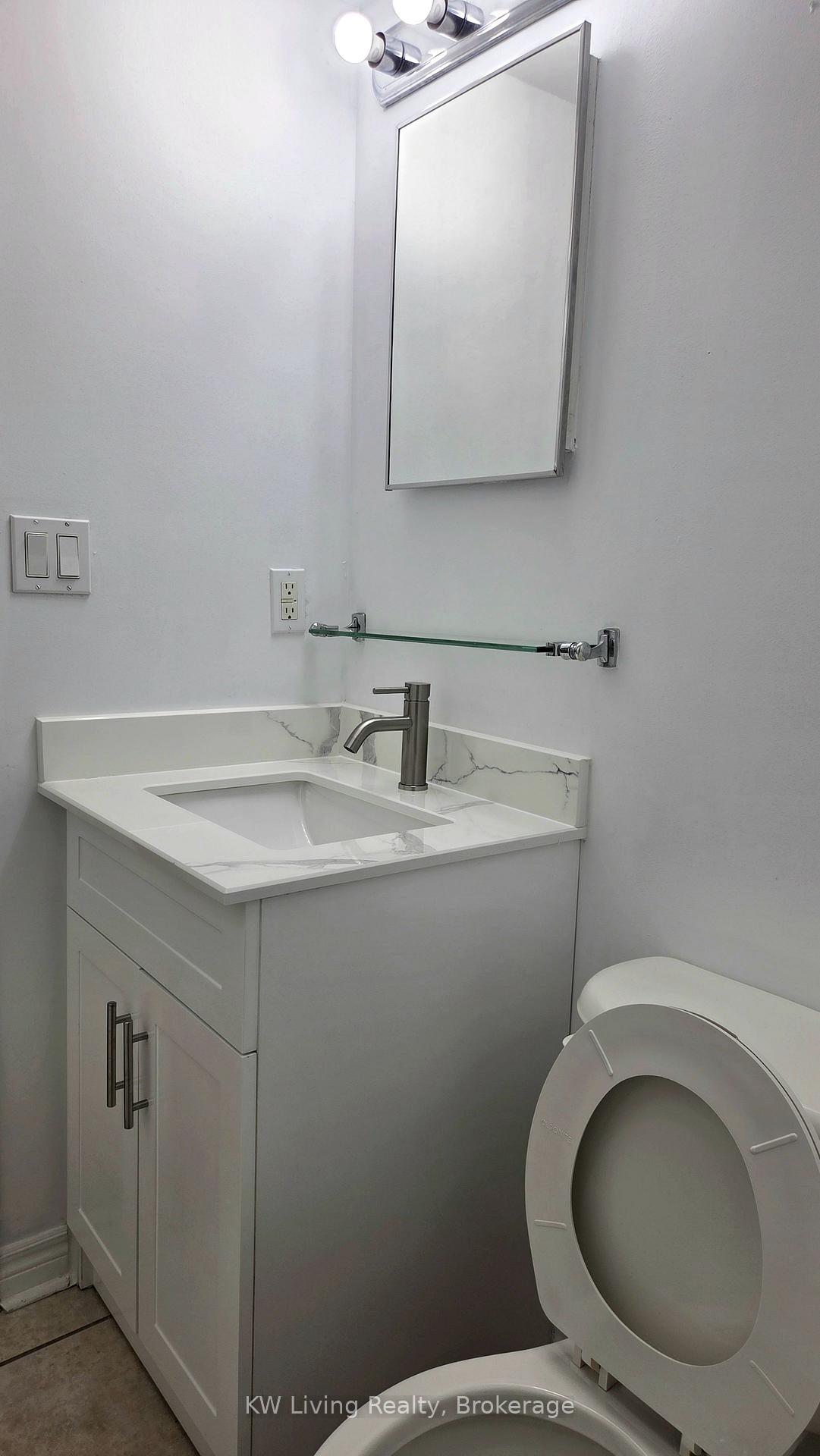 Photo 15 of Unit 101, 80 Aerodrome Crescent, Toronto, Leaside — HOMEH