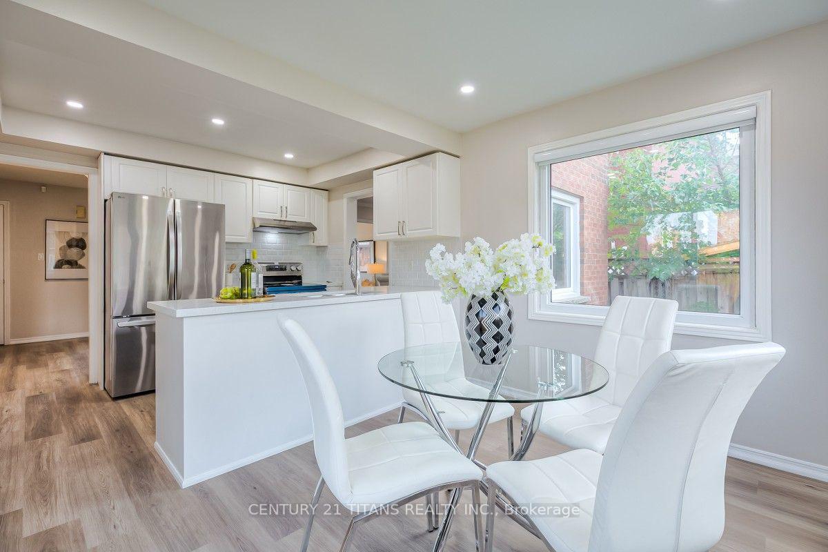 Photo 14 of 20 Millstone Crescent, Whitby, Pringle Creek — HOMEH