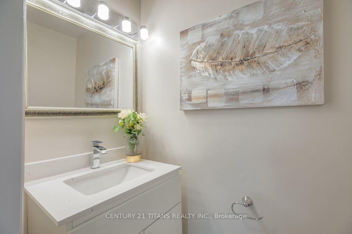 Photo 19 of 20 Millstone Crescent, Whitby, Pringle Creek — HOMEH