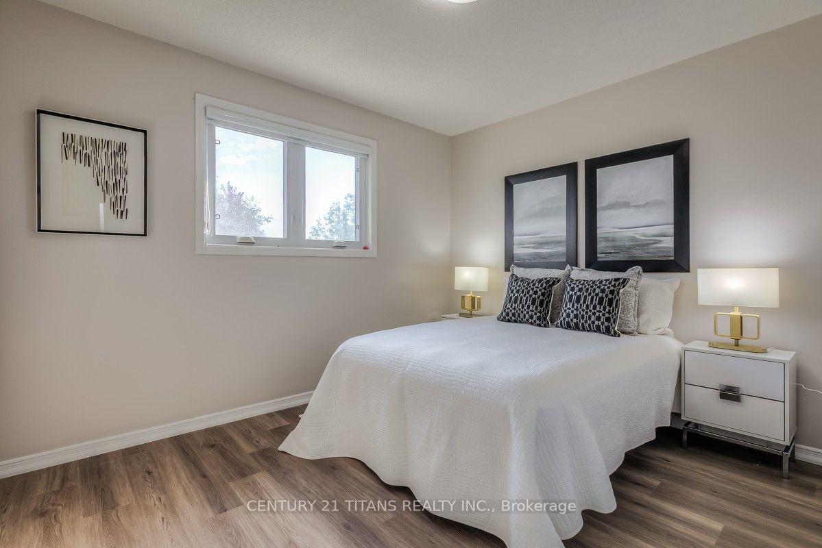Photo 30 of 20 Millstone Crescent, Whitby, Pringle Creek — HOMEH