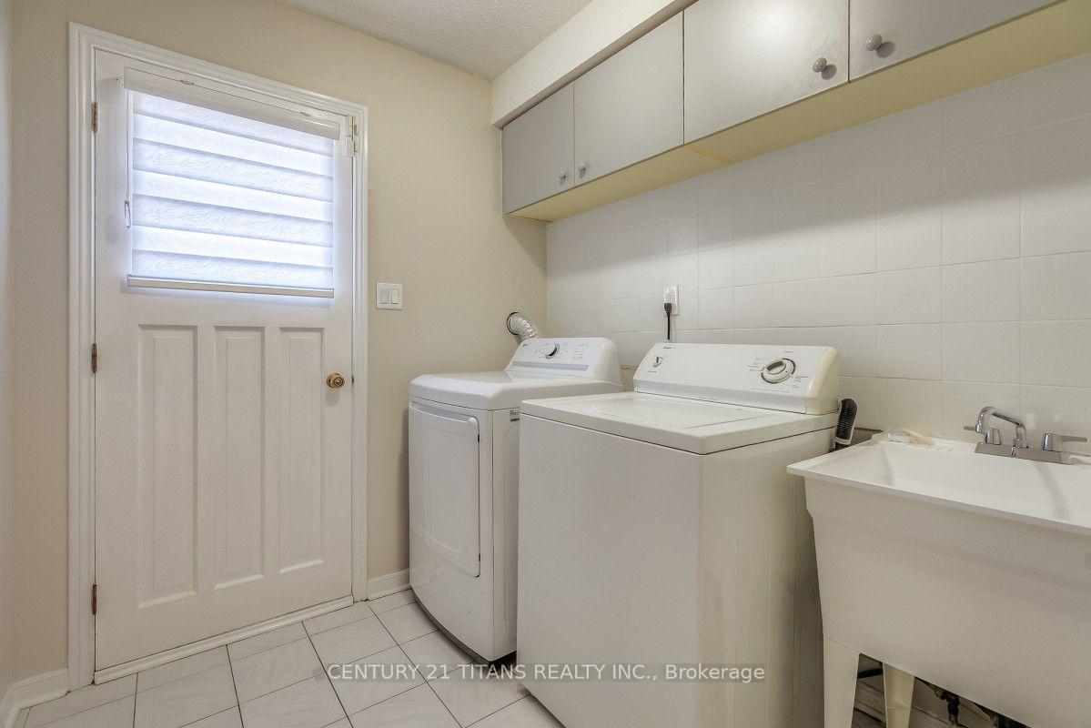 Photo 34 of 20 Millstone Crescent, Whitby, Pringle Creek — HOMEH