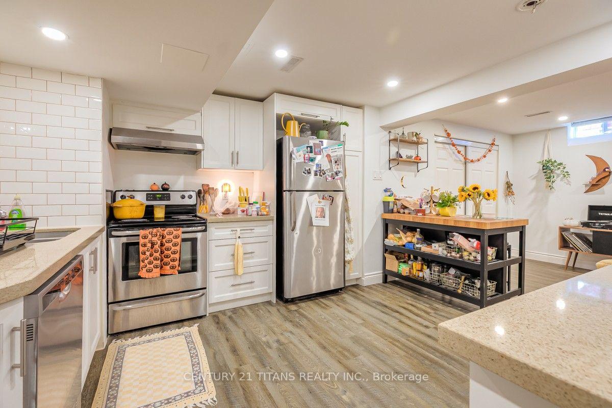 Photo 40 of 20 Millstone Crescent, Whitby, Pringle Creek — HOMEH