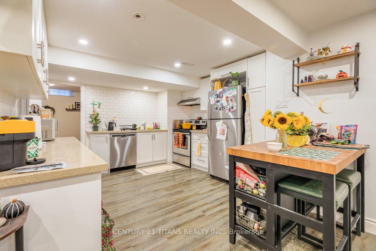 Photo 42 of 20 Millstone Crescent, Whitby, Pringle Creek — HOMEH