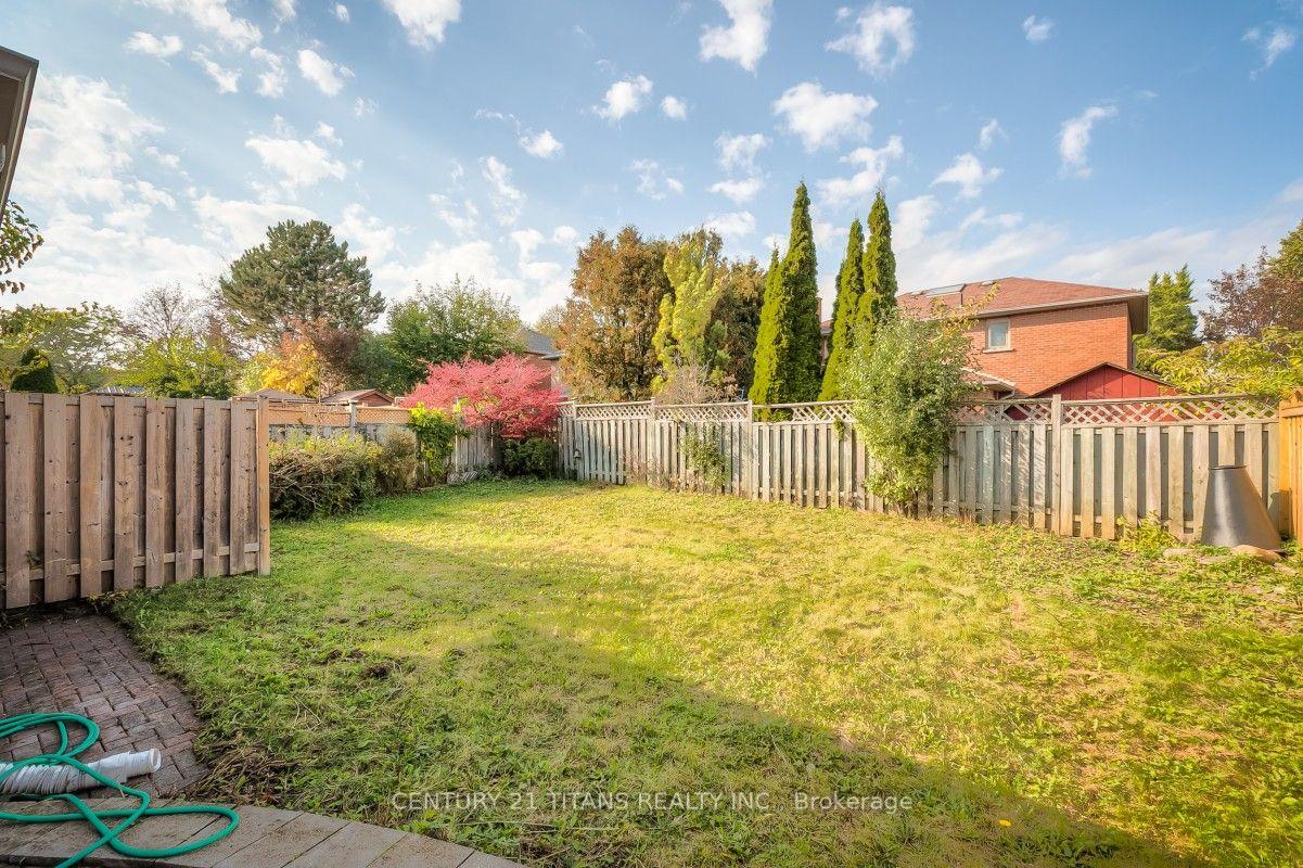 Photo 48 of 20 Millstone Crescent, Whitby, Pringle Creek — HOMEH
