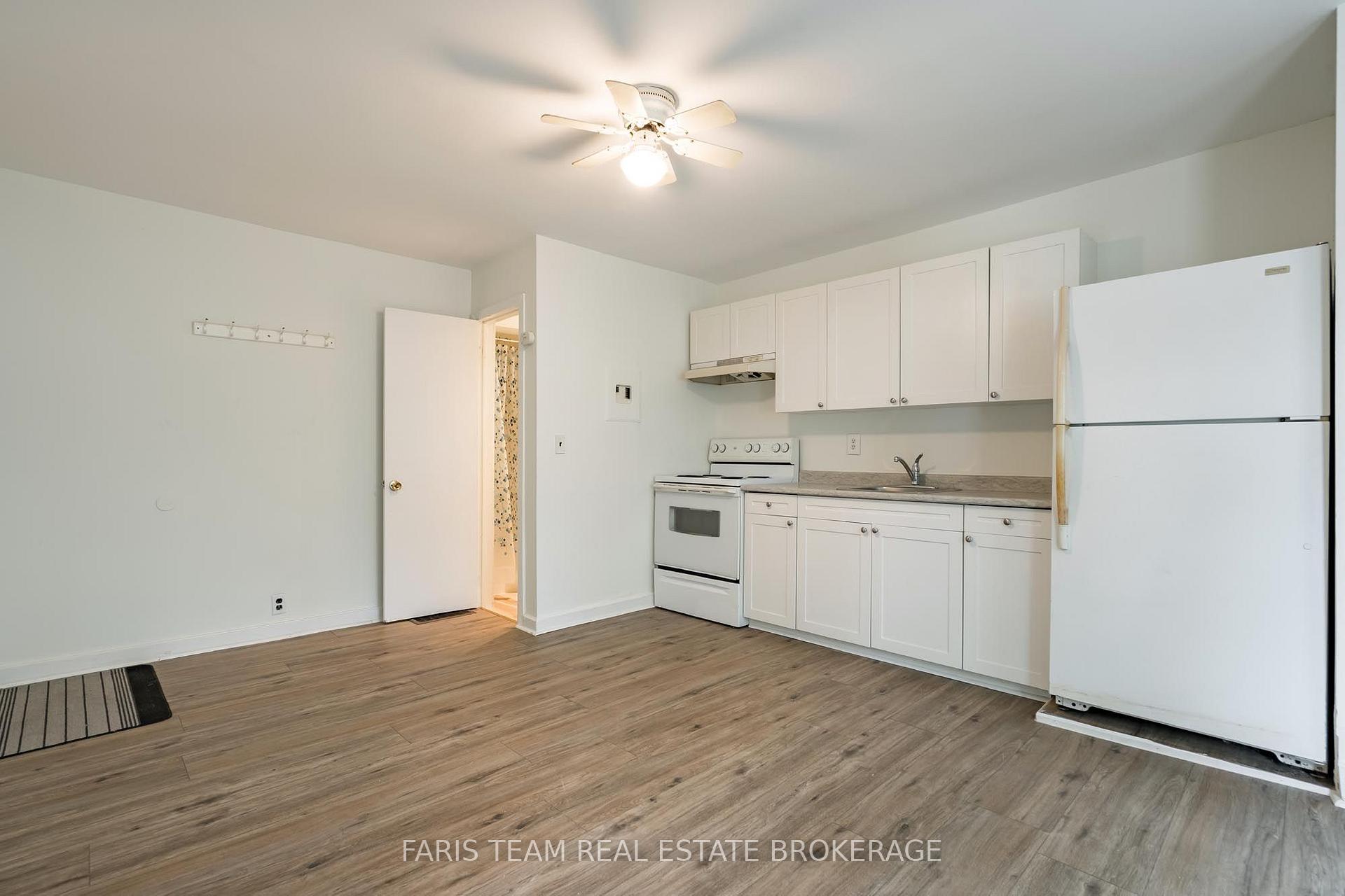 Photo 11 of 116 Albert Street S, Orillia — HOMEH