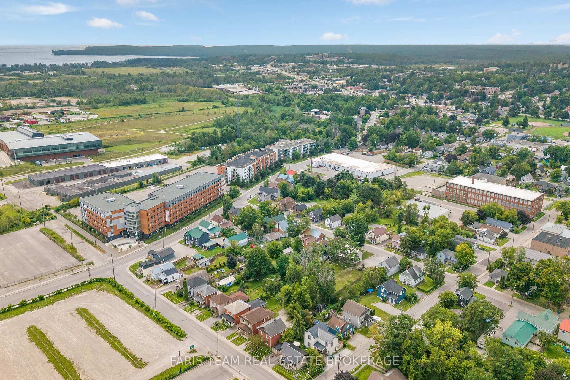 Photo 37 of 116 Albert Street S, Orillia — HOMEH