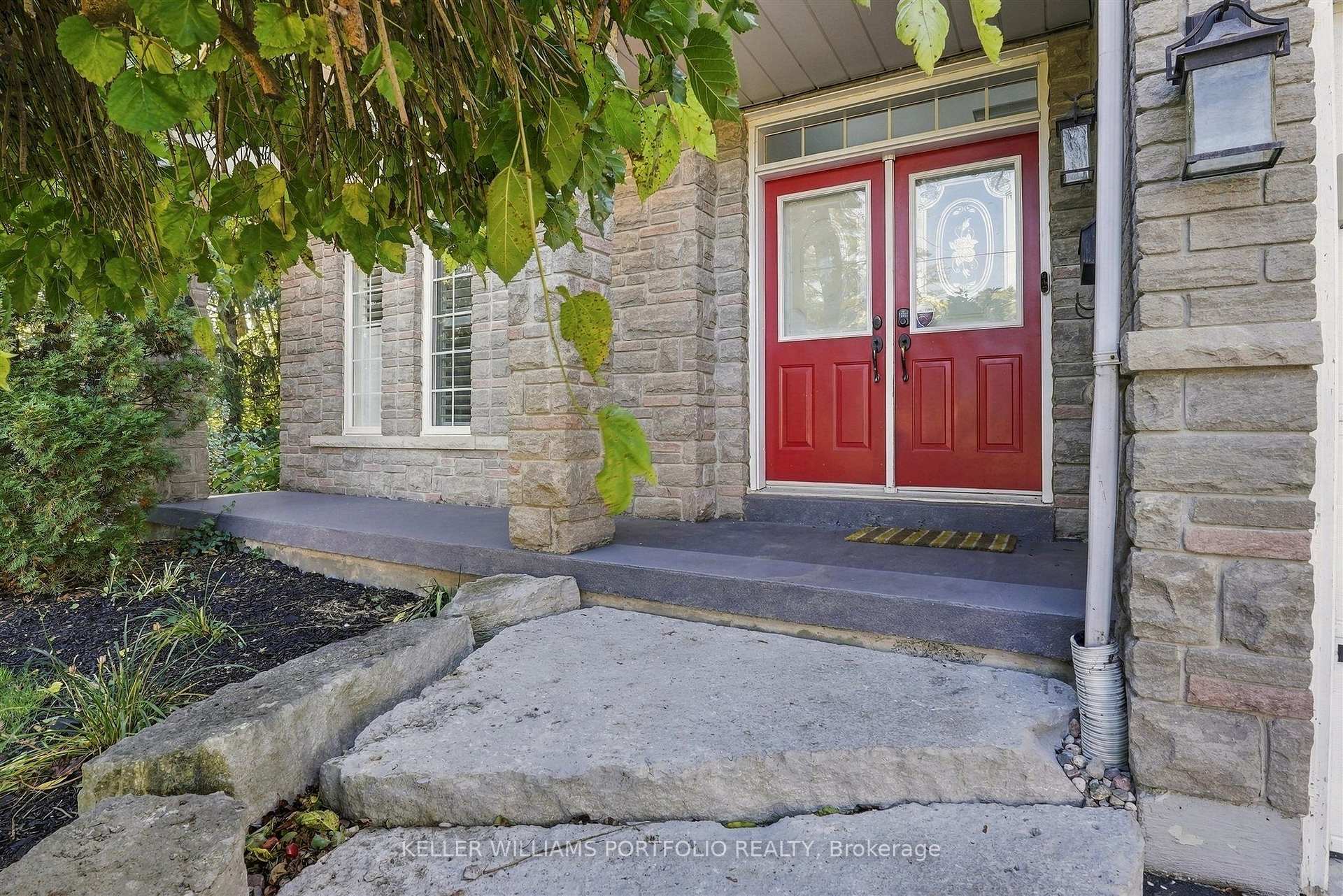 Photo 2 of 1531 Nash Road, Clarington, Courtice — HOMEH
