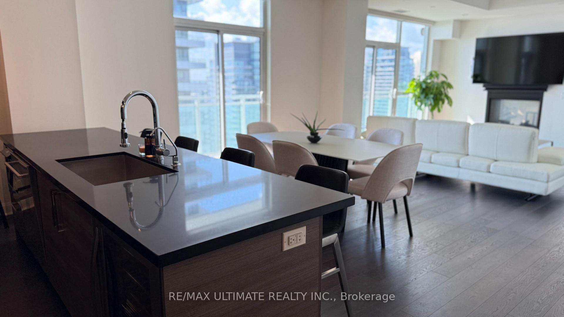 Photo 7 of Unit 3901, 33 Shore Breeze Drive, Etobicoke, Mimico — HOMEH