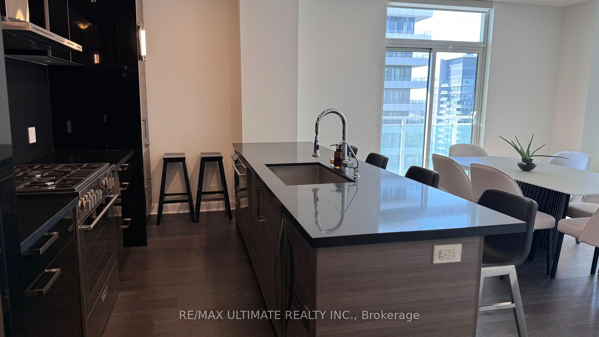 Photo 8 of Unit 3901, 33 Shore Breeze Drive, Etobicoke, Mimico — HOMEH