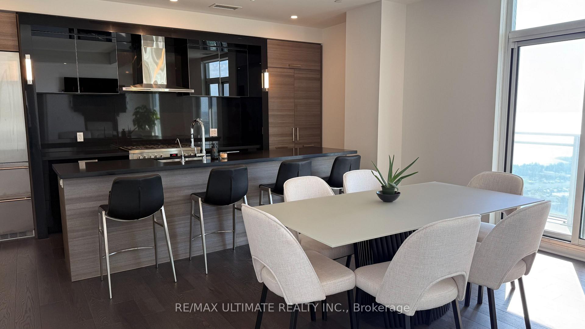 Photo 10 of Unit 3901, 33 Shore Breeze Drive, Etobicoke, Mimico — HOMEH