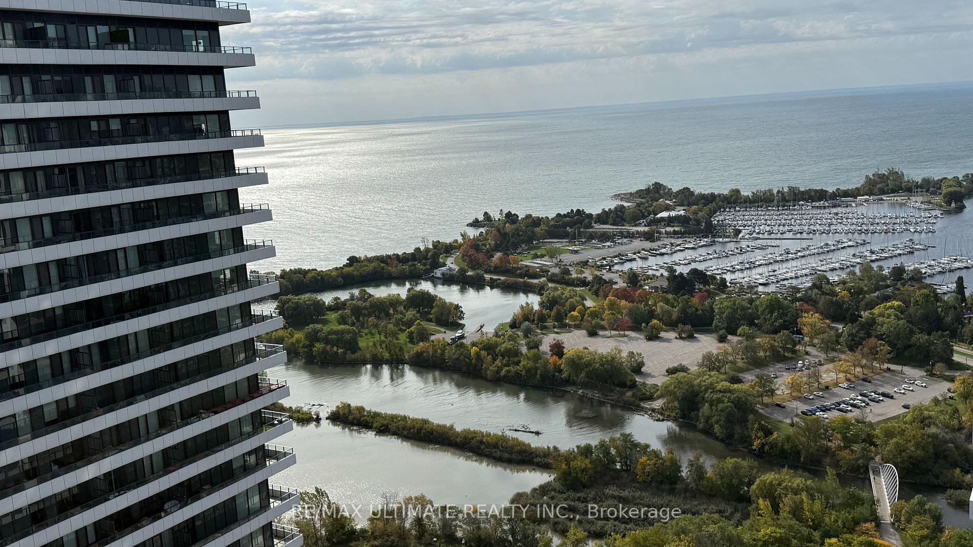 Photo 15 of Unit 3901, 33 Shore Breeze Drive, Etobicoke, Mimico — HOMEH