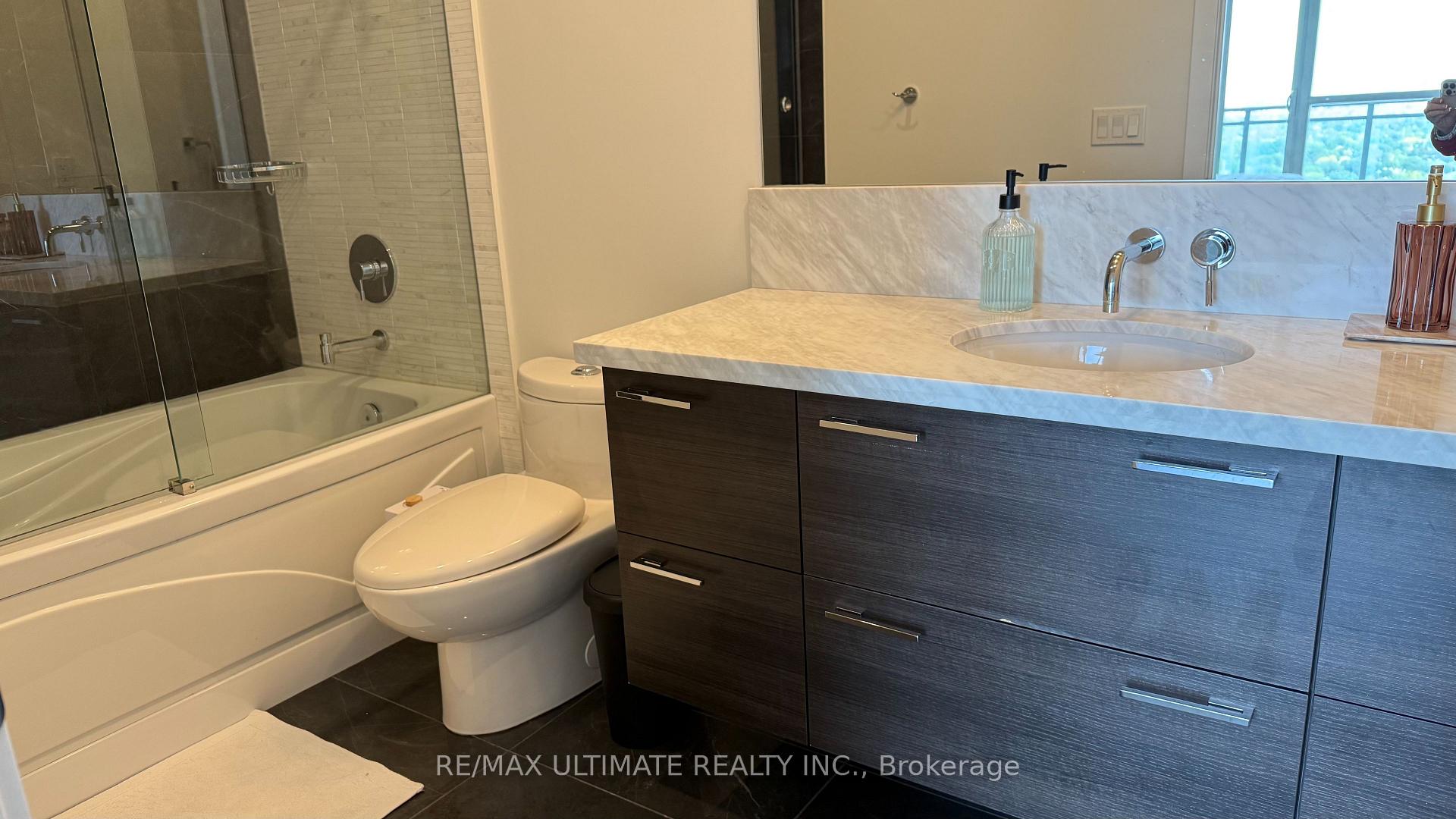 Photo 20 of Unit 3901, 33 Shore Breeze Drive, Etobicoke, Mimico — HOMEH