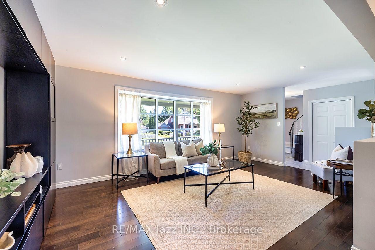Photo 4 of 149 Abbott Boulevard, Cobourg — HOMEH