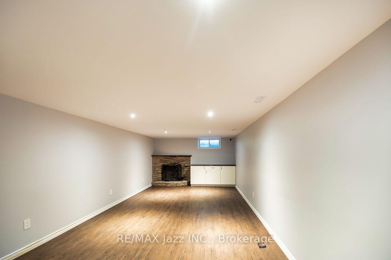 Photo 17 of 149 Abbott Boulevard, Cobourg — HOMEH