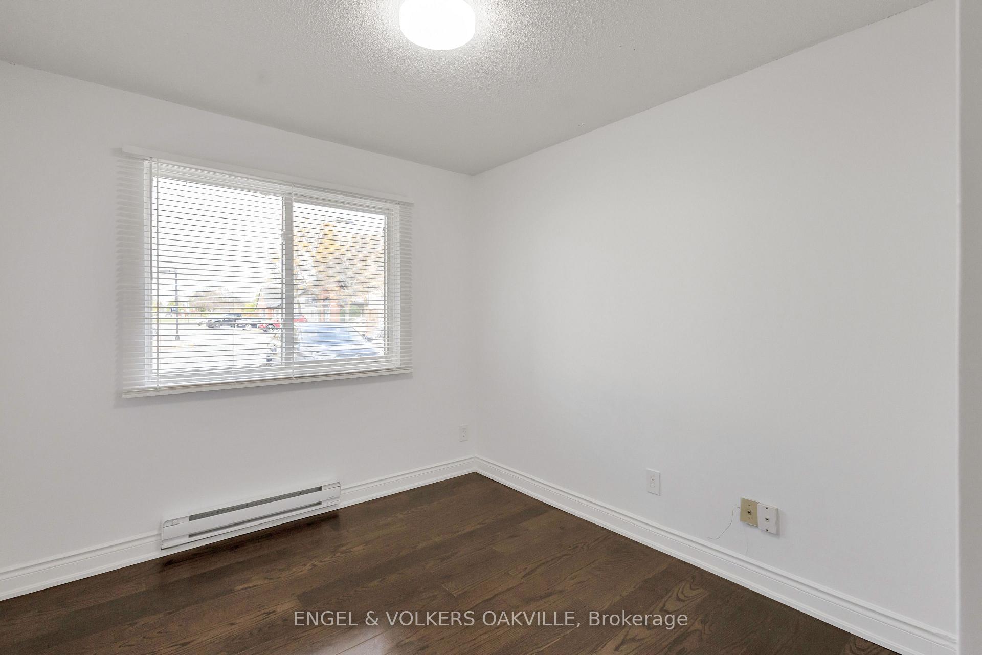 Photo 13 of Unit 712, 1450 Glen Abbey Gate, Oakville, Glen Abbey — HOMEH