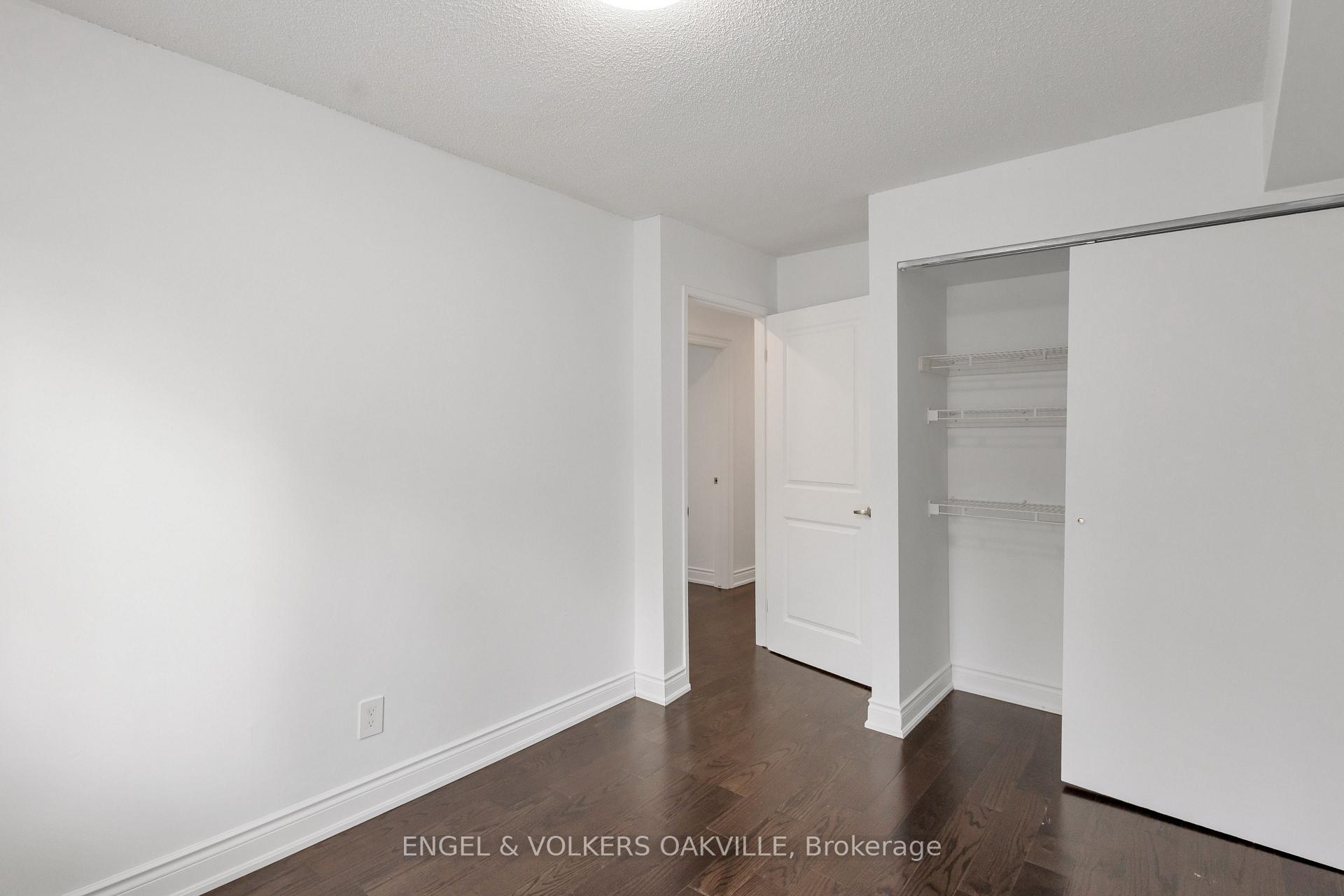 Photo 17 of Unit 712, 1450 Glen Abbey Gate, Oakville, Glen Abbey — HOMEH