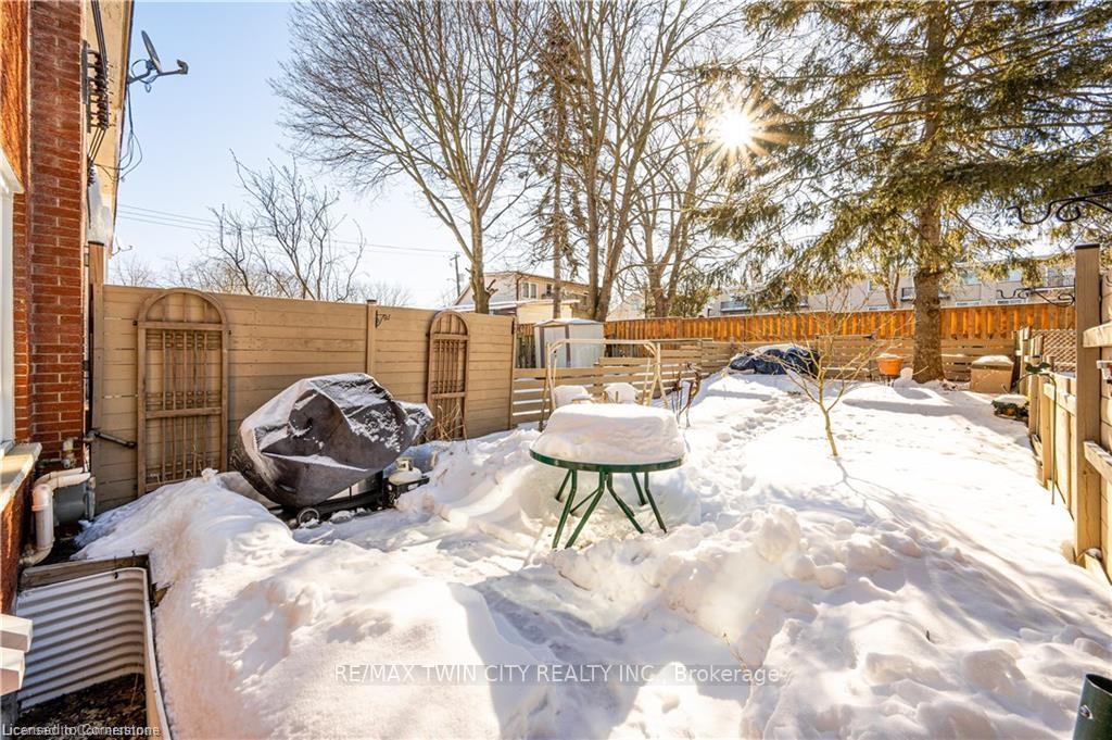 Photo 15 of 15 Greenbrook Drive, Kitchener — HOMEH