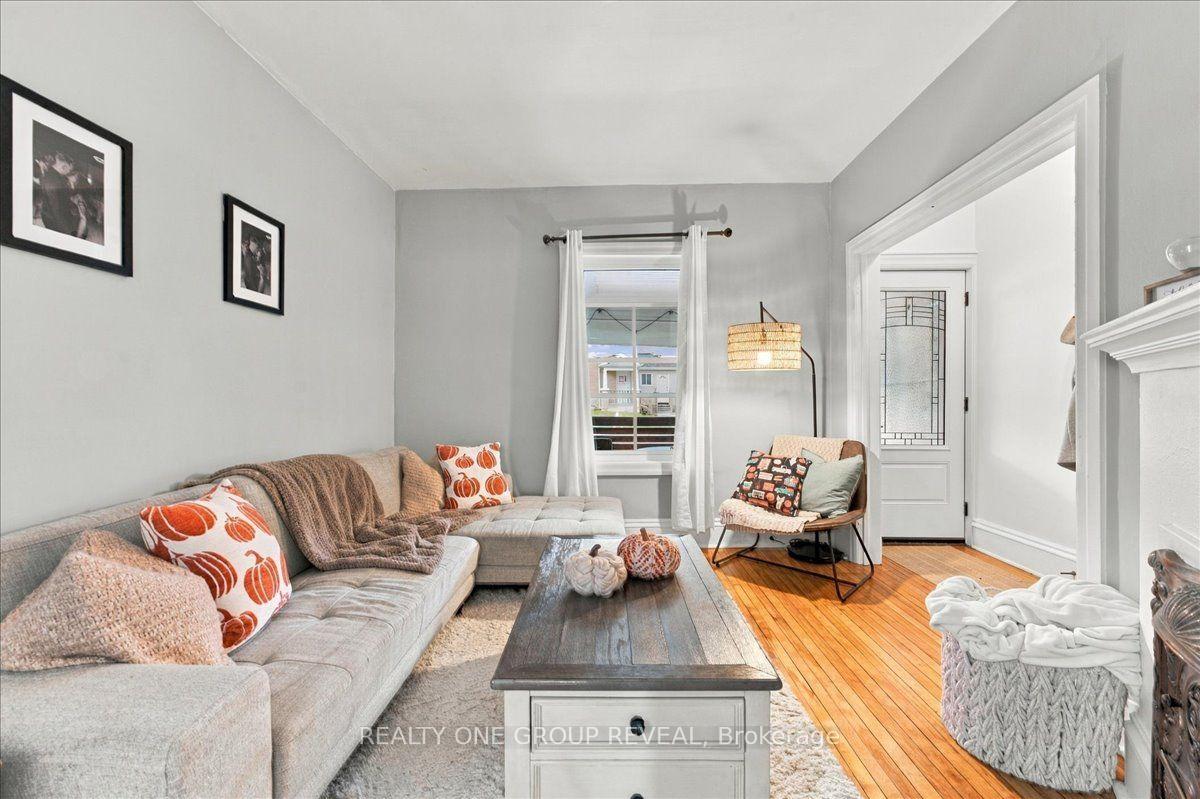 Photo 7 of 27 Ross Street, Barrie, City Centre — HOMEH