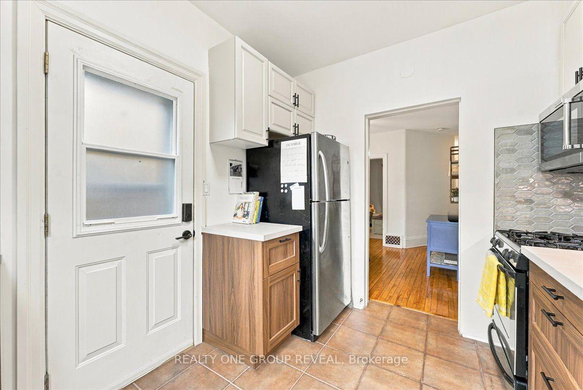 Photo 19 of 27 Ross Street, Barrie, City Centre — HOMEH