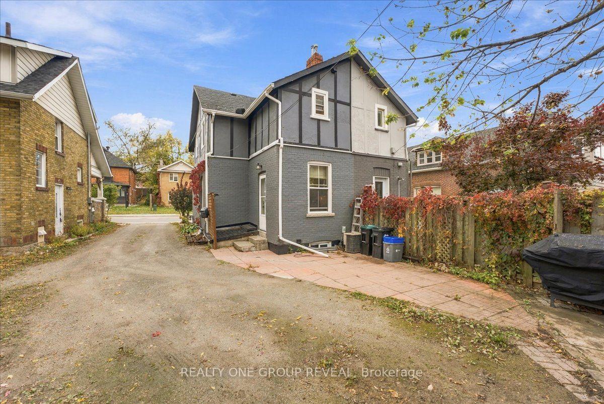 Photo 37 of 27 Ross Street, Barrie, City Centre — HOMEH