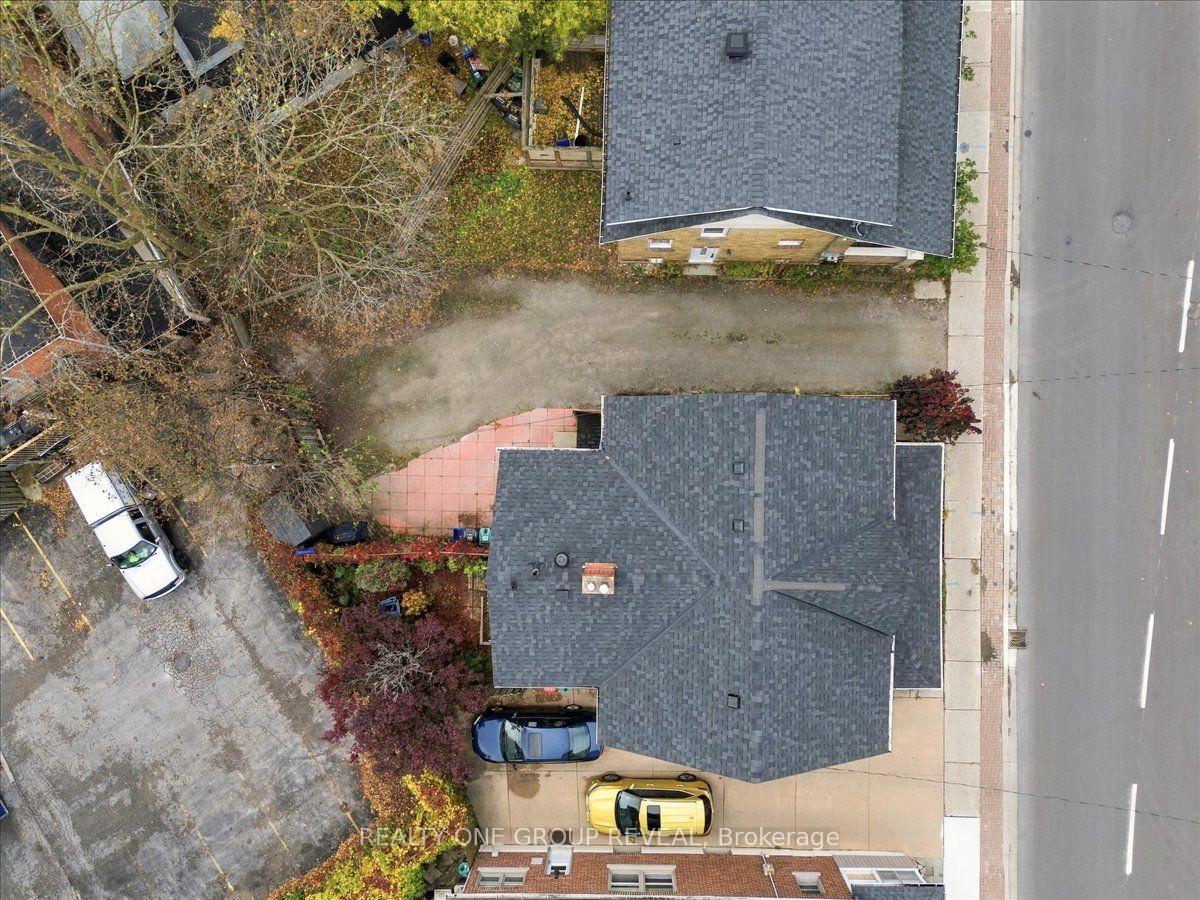 Photo 40 of 27 Ross Street, Barrie, City Centre — HOMEH
