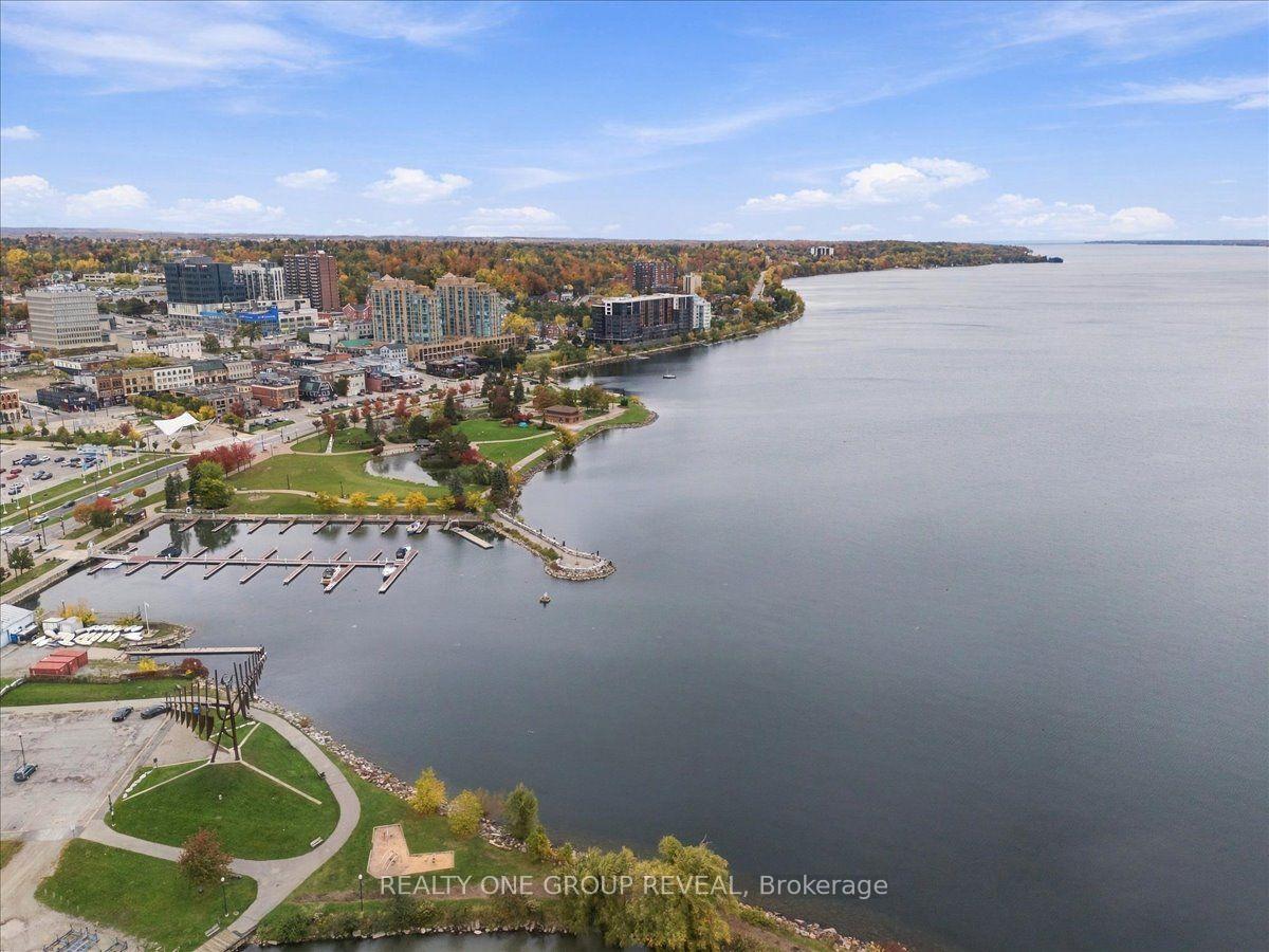 Photo 46 of 27 Ross Street, Barrie, City Centre — HOMEH