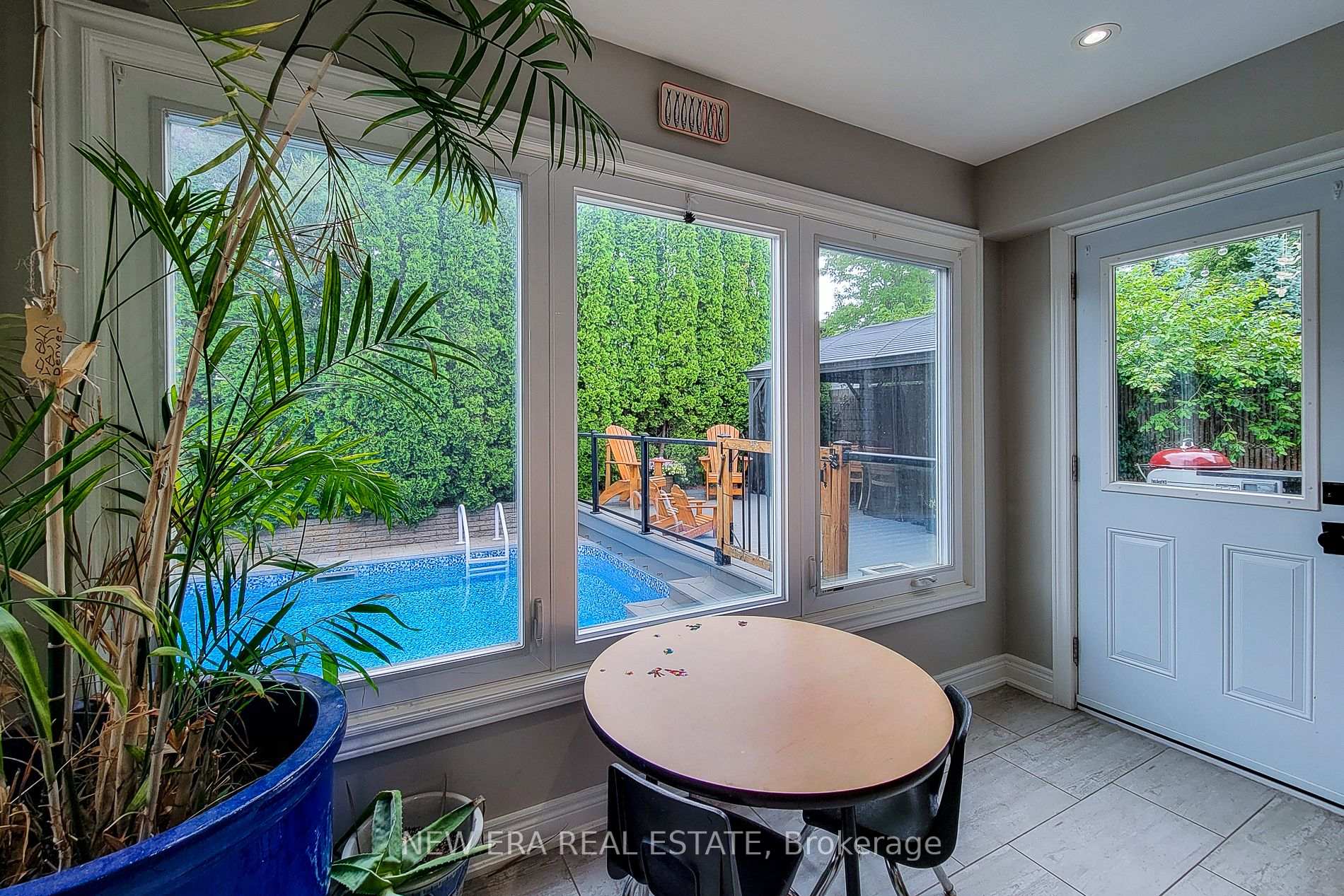 Photo 20 of 29 Woodside Square, Pelham, Fonthill — HOMEH