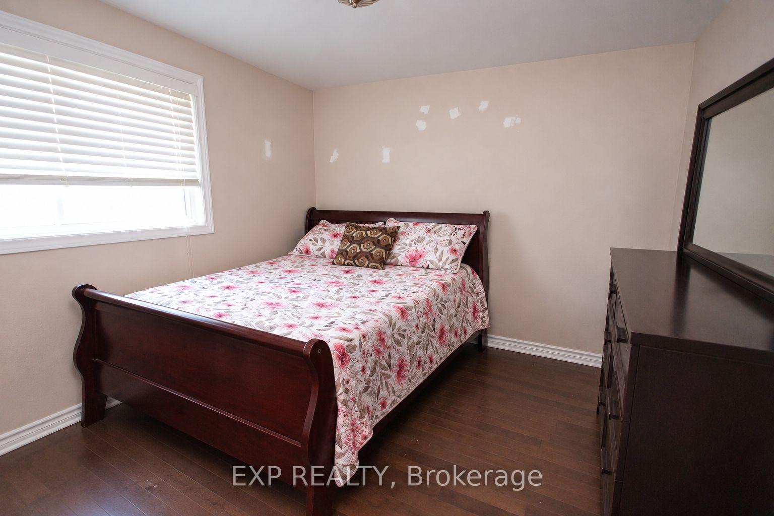 Photo 7 of 138 Baker Street, Kingston, Rideau — HOMEH
