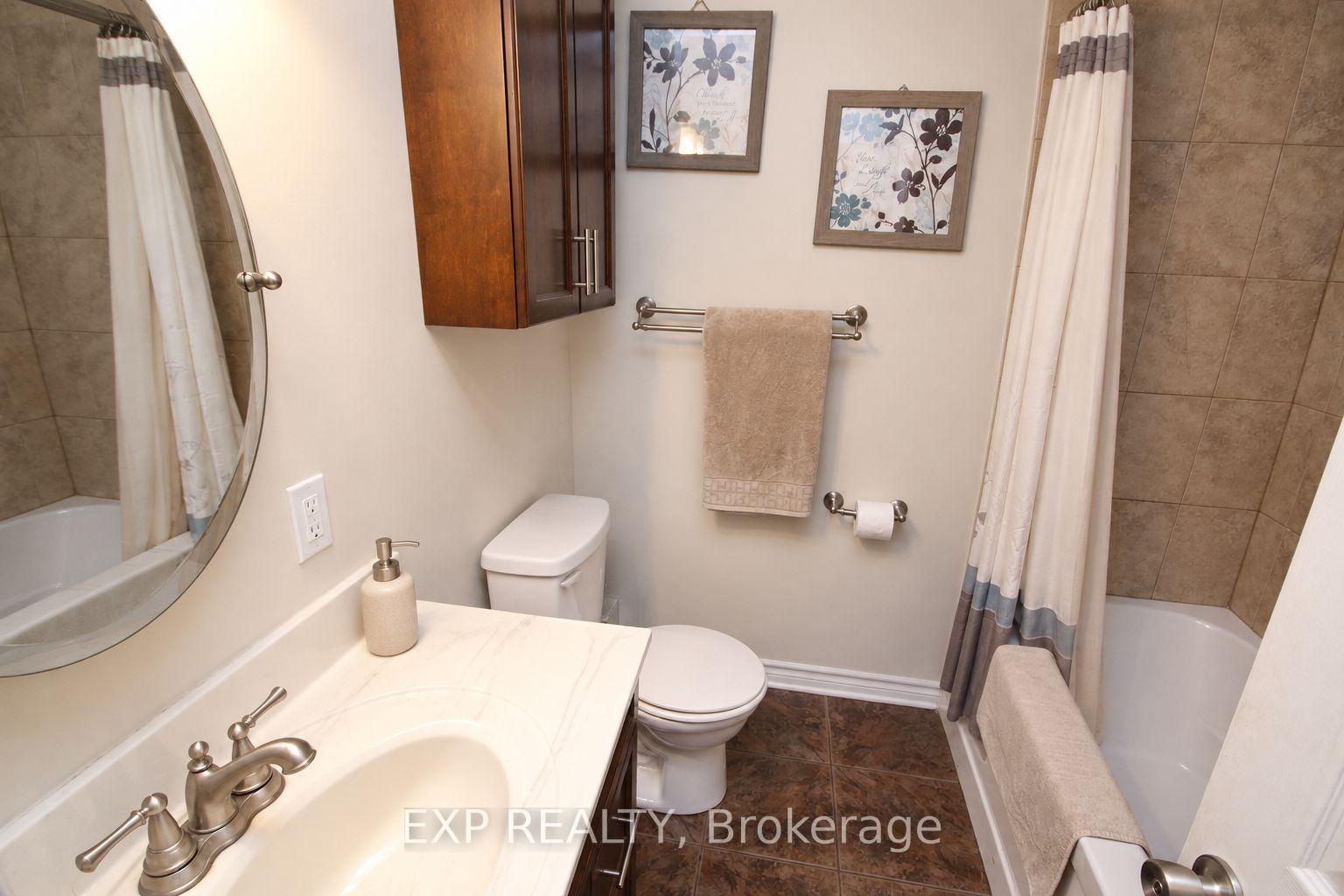 Photo 8 of 138 Baker Street, Kingston, Rideau — HOMEH