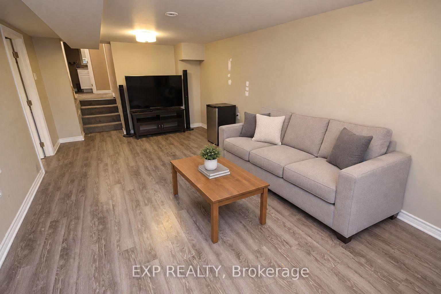 Photo 10 of 138 Baker Street, Kingston, Rideau — HOMEH