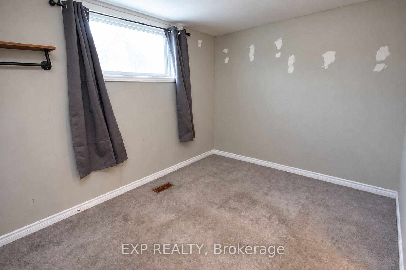 Photo 13 of 138 Baker Street, Kingston, Rideau — HOMEH