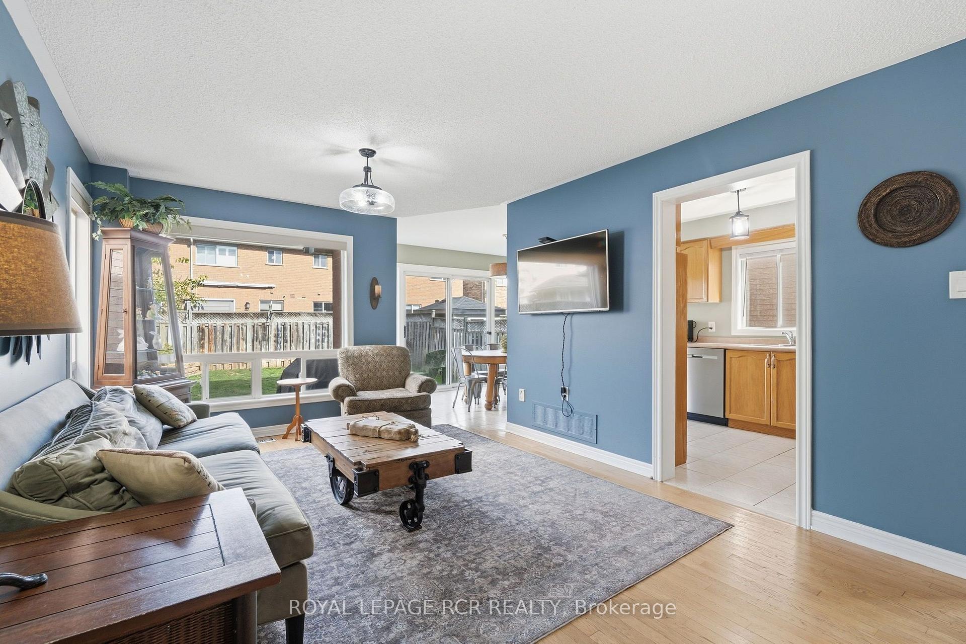 Photo 8 of 21 Cedargrove Road, Caledon, Bolton West — HOMEH