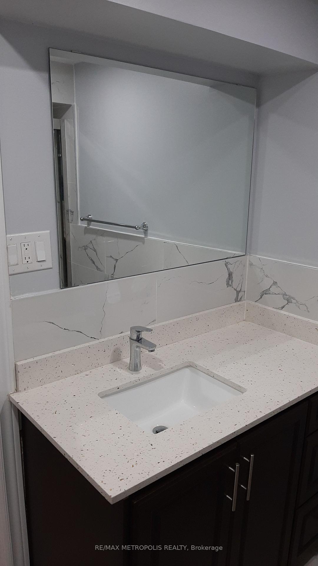 Photo 5 of Unit BSMT, 235 Hupfield Trail, Scarborough, Malvern — HOMEH