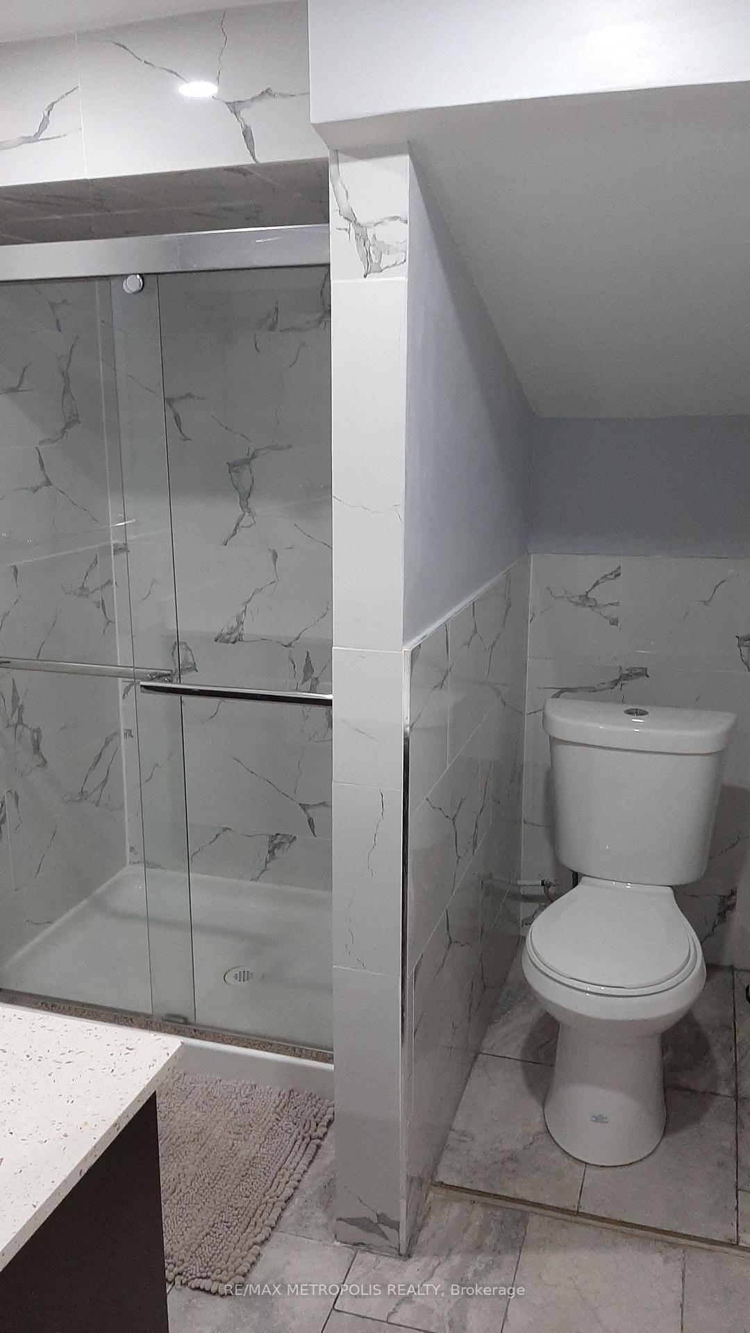 Photo 7 of Unit BSMT, 235 Hupfield Trail, Scarborough, Malvern — HOMEH