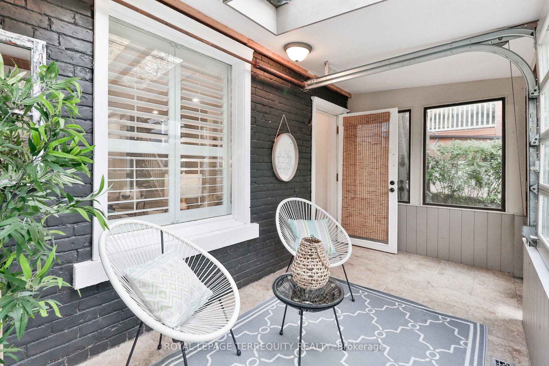 Photo 7 of 312 Kenilworth Avenue, Toronto, The Beaches — HOMEH
