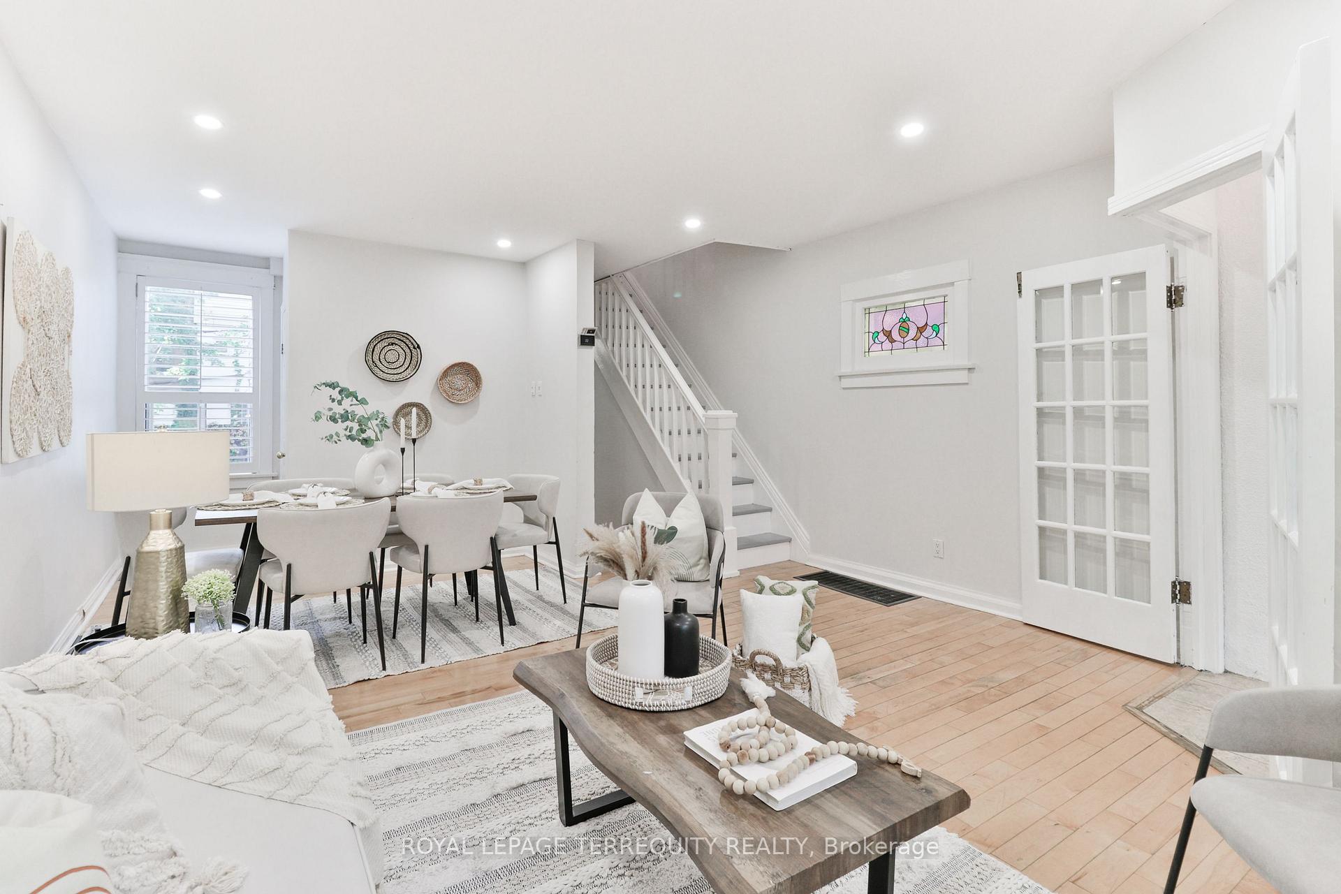 Photo 12 of 312 Kenilworth Avenue, Toronto, The Beaches — HOMEH