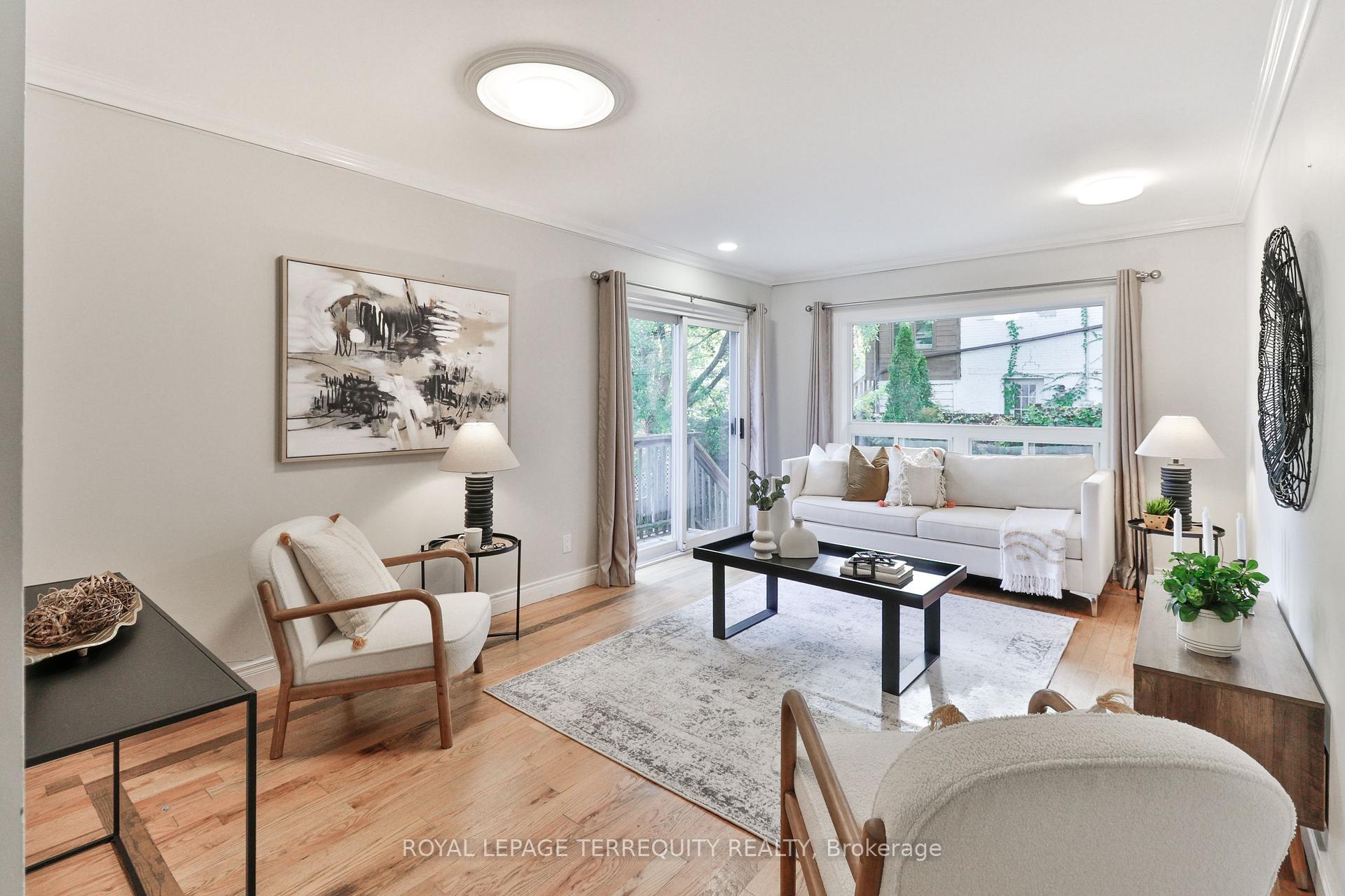 Photo 19 of 312 Kenilworth Avenue, Toronto, The Beaches — HOMEH
