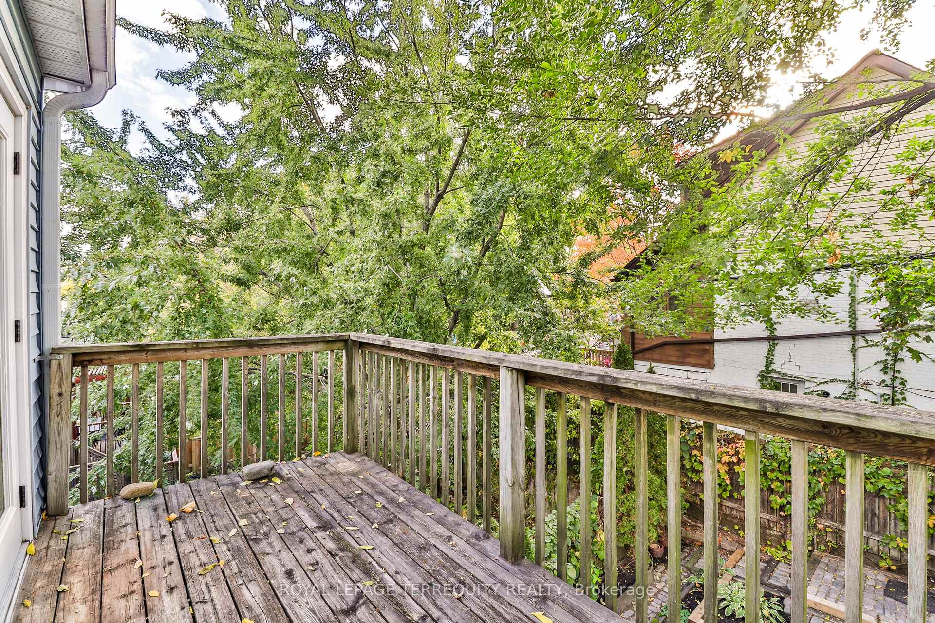 Photo 30 of 312 Kenilworth Avenue, Toronto, The Beaches — HOMEH
