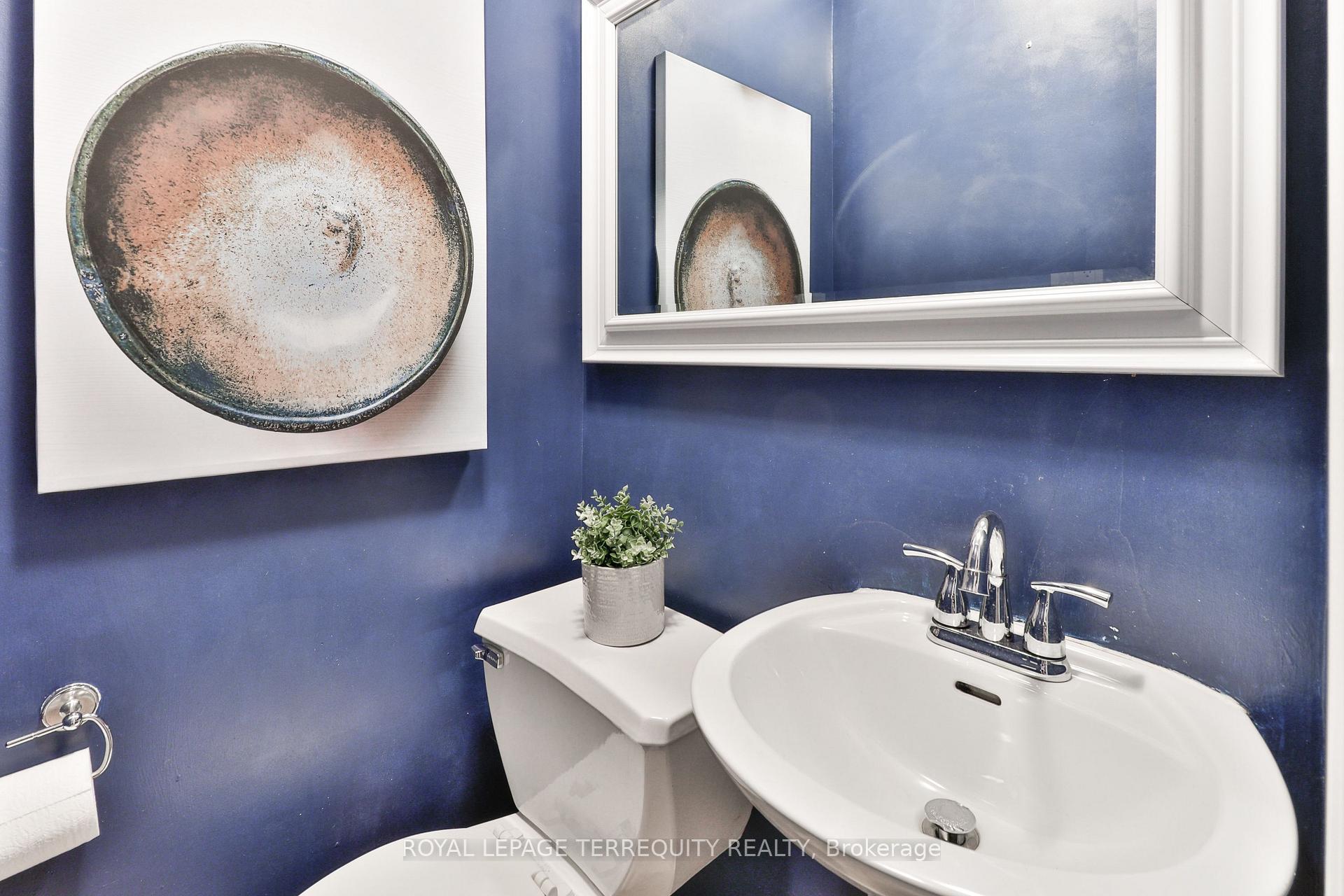 Photo 36 of 312 Kenilworth Avenue, Toronto, The Beaches — HOMEH