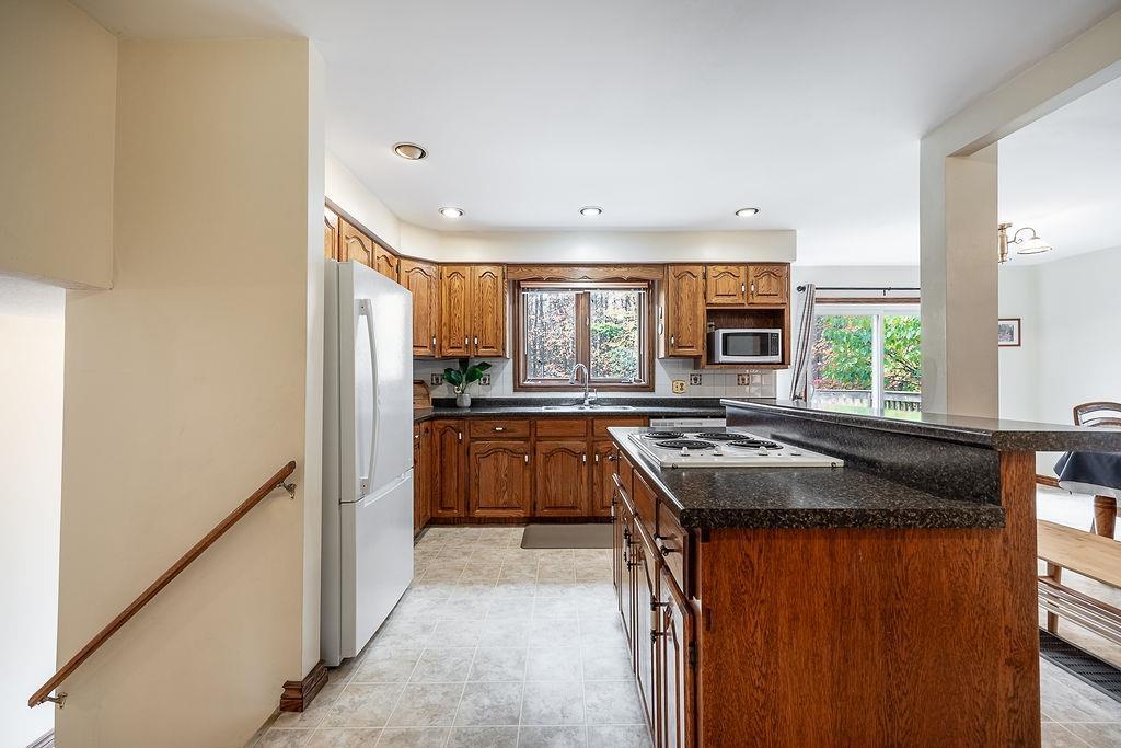 Photo 15 of 123 Palomino Drive, Sault Ste Marie, Ward 5 — HOMEH