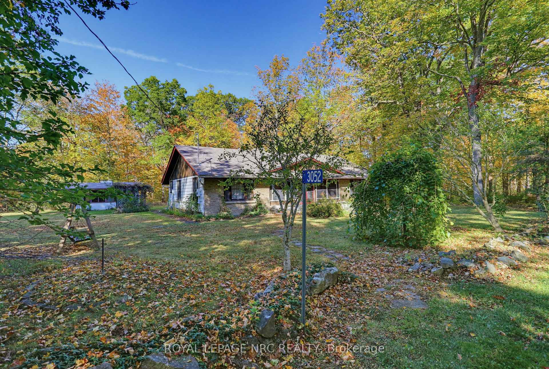 Photo 3 of 3052 Maple Avenue, Fort Erie, Ridgeway — HOMEH