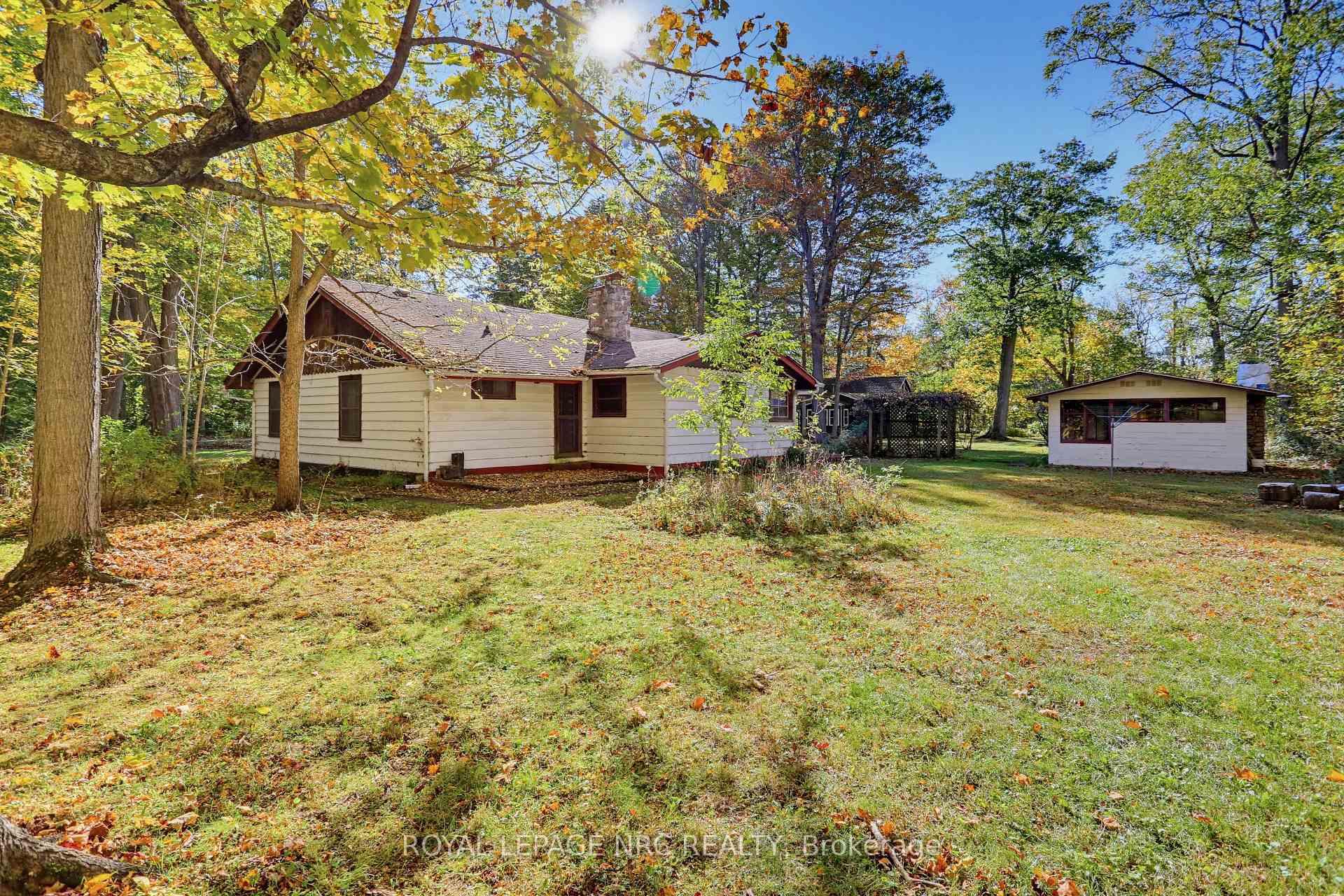 Photo 5 of 3052 Maple Avenue, Fort Erie, Ridgeway — HOMEH